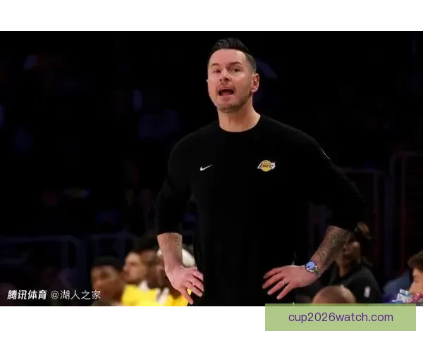 湖人战胜篮网引争议裁判判罚雷迪克称篮网几乎每回合都犯规